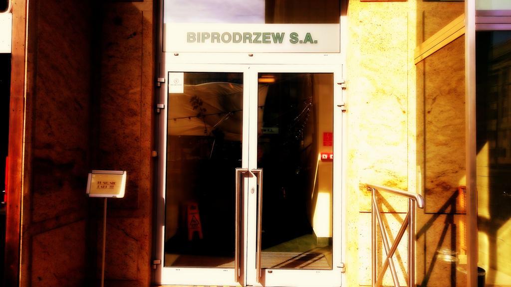 Wdj Hostel Varšava Exteriér fotografie